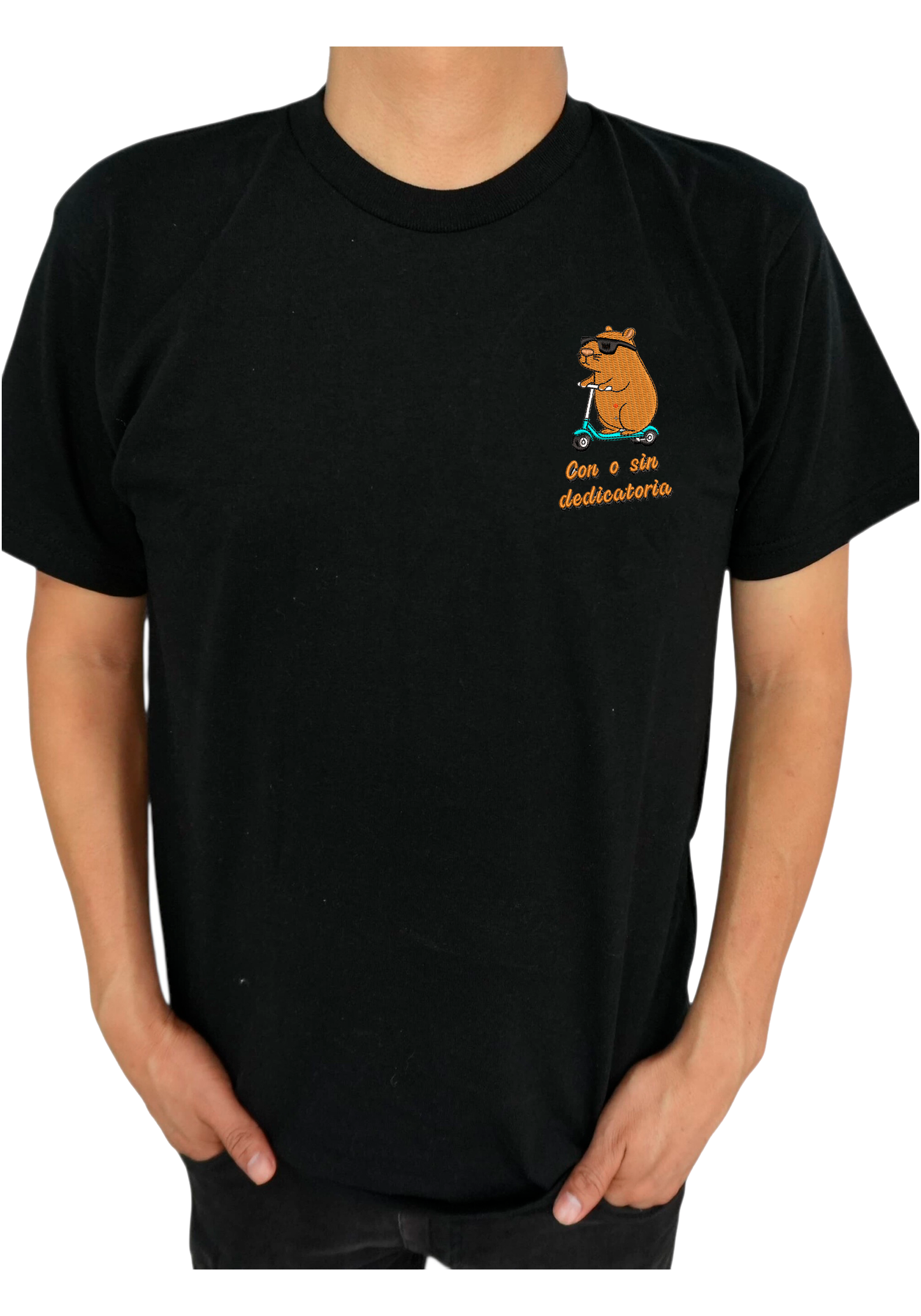 Camiseta con logo bordado personalizado