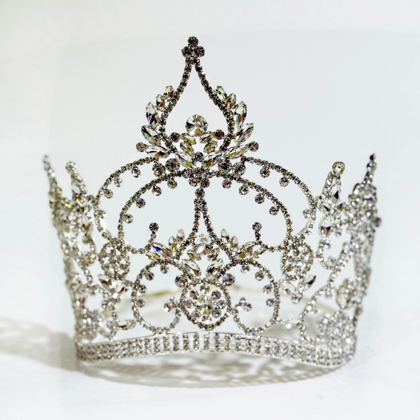 Corona de reina para señorita