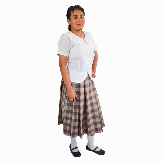 Falda y blusa del colegio salarrue para niña
