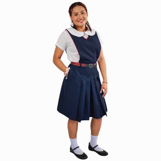 Jumper y blusa escolar para señorita